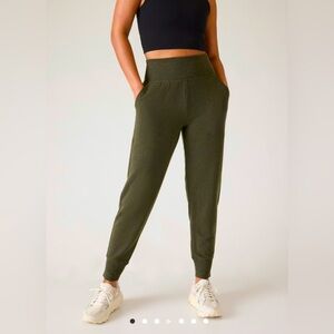 NWT Athleta Coaster Luxe High Rise Jogger